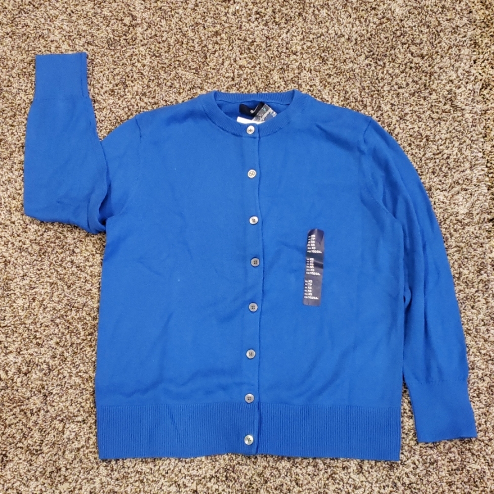 New Gap sweater cardigan